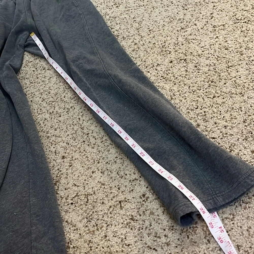 Under Armour Gray Sweatpants Relaxed Fit Joggers